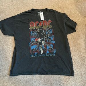 Urban outfitters oversized tee shirt